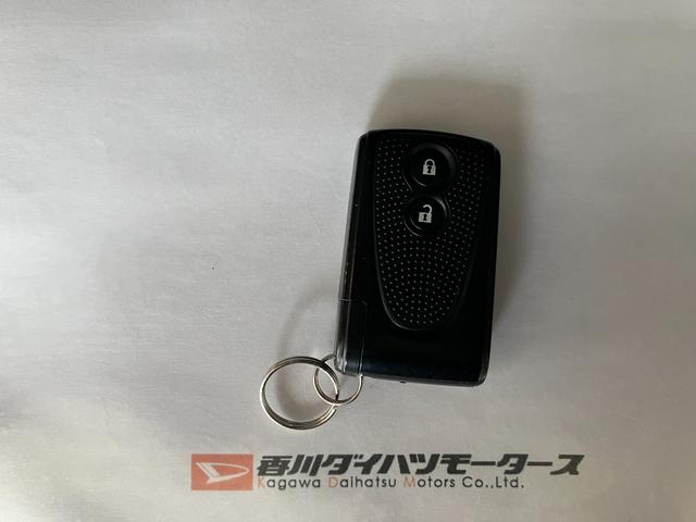 ムーヴＸ　ＳＡバックモニター対応カメラ　ＣＤ　ハロゲンヘッドライト　純正１４インチアルミホイール　オートライト　電動格納ミラー　スマートキー　アイドリングストップ　取扱説明書　メンテナンスノート（香川県）の中古車