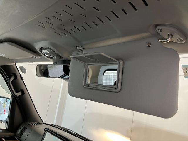 ハイゼットカーゴクルーズ　ナビ／ＥＴＣ／ドラレコワンオーナー　純正ナビ　純正ＥＴＣ　純正ドライブレコーダー　両側スライドドア　Ｂｌｕｅｔｏｏｔｈ接続　電動格納ミラー　間仕切カーテン　プッシュスタートボタン　木目調インテリアパネル　スマートキー（香川県）の中古車