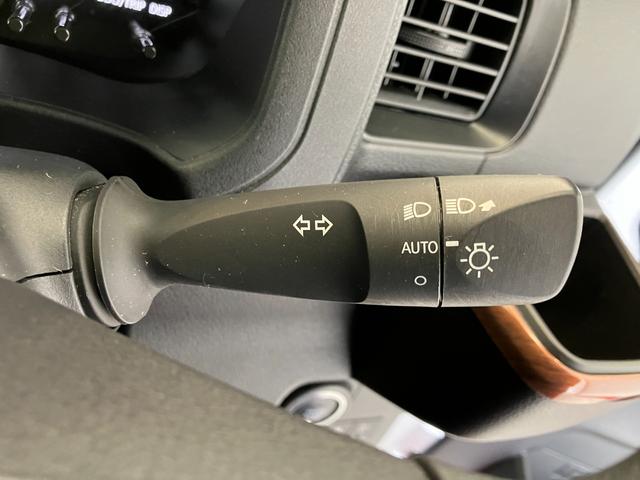 ハイゼットカーゴクルーズ　ナビ／ＥＴＣ／ドラレコワンオーナー　純正ナビ　純正ＥＴＣ　純正ドライブレコーダー　両側スライドドア　Ｂｌｕｅｔｏｏｔｈ接続　電動格納ミラー　間仕切カーテン　プッシュスタートボタン　木目調インテリアパネル　スマートキー（香川県）の中古車