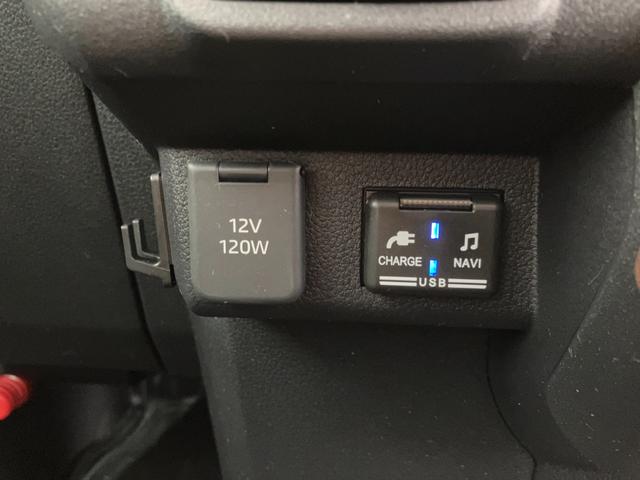 ハイゼットカーゴクルーズ　ナビ／ＥＴＣ／ドラレコワンオーナー　純正ナビ　純正ＥＴＣ　純正ドライブレコーダー　両側スライドドア　Ｂｌｕｅｔｏｏｔｈ接続　電動格納ミラー　間仕切カーテン　プッシュスタートボタン　木目調インテリアパネル　スマートキー（香川県）の中古車