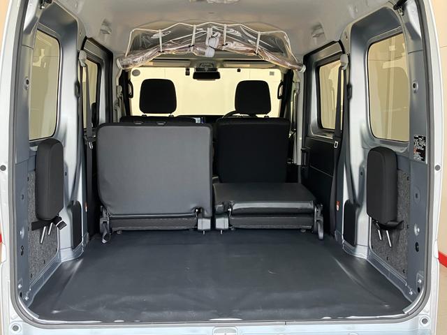 ハイゼットカーゴクルーズ　ナビ／ＥＴＣ／ドラレコワンオーナー　純正ナビ　純正ＥＴＣ　純正ドライブレコーダー　両側スライドドア　Ｂｌｕｅｔｏｏｔｈ接続　電動格納ミラー　間仕切カーテン　プッシュスタートボタン　木目調インテリアパネル　スマートキー（香川県）の中古車