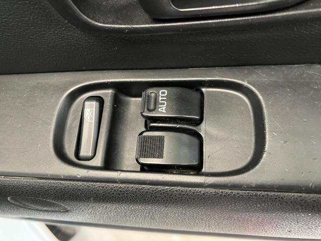 ハイゼットカーゴＤＸ　ルーフキャリア／キーレスエントリーワンオーナー　ＡＭ／ＦＭラジオ　ルーフキャリア　キーレスエントリー　両側スライドドア　ハロゲンヘッドライト　オートライト　取扱説明書　メンテナンスノート（香川県）の中古車