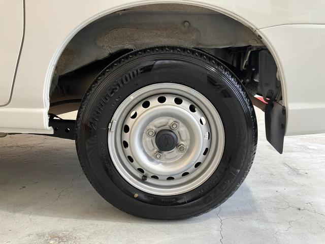 ハイゼットカーゴＤＸ　ルーフキャリア／キーレスエントリーワンオーナー　ルーフキャリア　キーレスエントリー　ＡＭ／ＦＭラジオ　アイドリングストップ　ハロゲンヘッドライト　オートライト　取扱説明書　メンテナンスノート（香川県）の中古車