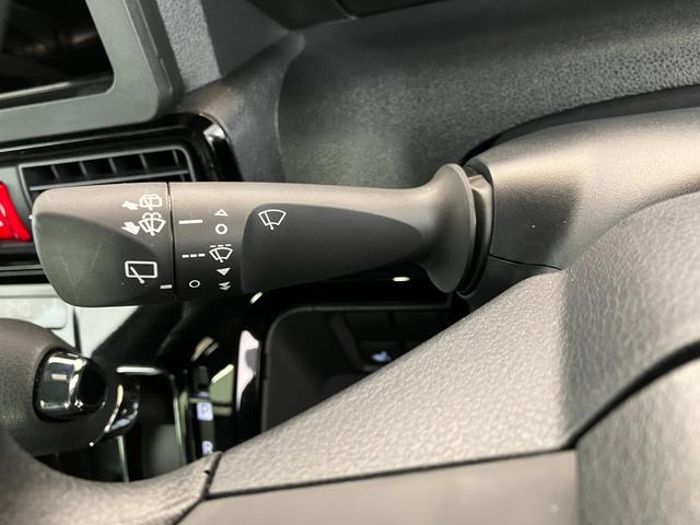 タントカスタムＸ　オーディオレス／両側パワースライドドアワンオーナー　オーディオレス　バックモニター対応カメラ　両側パワースライドドア　運転席・助手席シートヒーター　電動パーキングブレーキ　ＬＥＤヘッドランプ　純正１４インチアルミホイール　スマートキー（香川県）の中古車