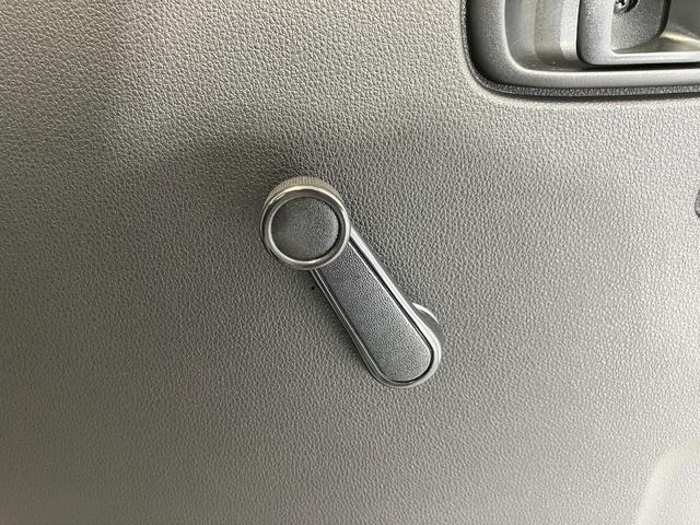 ハイゼットトラックスタンダード　ＭＴ／ＡＭ／ＦＭラジオワンオーナー　ＭＴ　ＡＭ／ＦＭラジオ　ハロゲンヘッドライト　オートライト　オートマチックハイビーム　取扱説明書　メンテナンスノート（香川県）の中古車