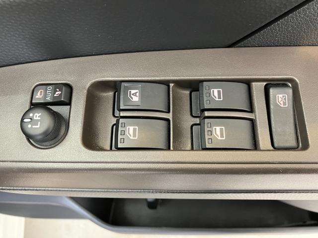 トールＸ　ナビ／ＥＴＣ／ドラレコ／Ｂｌｕｅｔｏｏｔｈ接続ワンオーナー　純正ナビ　純正ＥＴＣ　純正ドライブレコーダー　バックモニター　左側パワースライドドア　Ｂｌｕｅｔｏｏｔｈ接続　ハロゲンヘッドライト　電動格納ミラー　取扱説明書　メンテナンスノート（香川県）の中古車