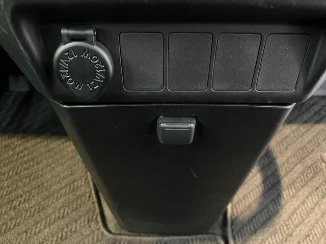 トールＸ　ナビ／ＥＴＣ／ドラレコ／Ｂｌｕｅｔｏｏｔｈ接続ワンオーナー　純正ナビ　純正ＥＴＣ　純正ドライブレコーダー　バックモニター　左側パワースライドドア　Ｂｌｕｅｔｏｏｔｈ接続　ハロゲンヘッドライト　電動格納ミラー　取扱説明書　メンテナンスノート（香川県）の中古車