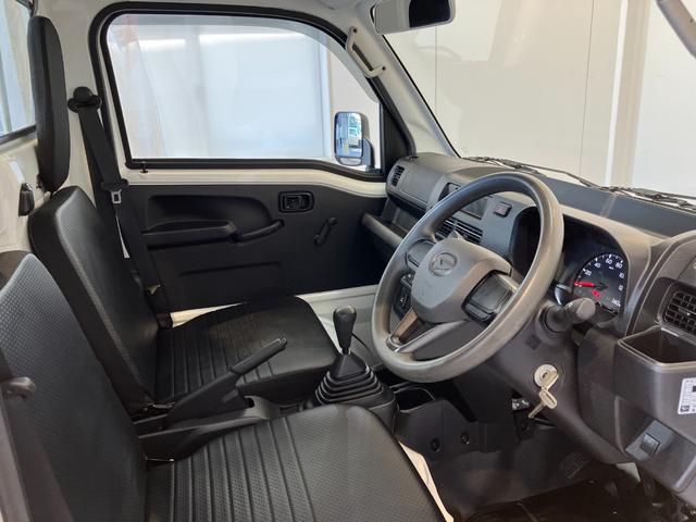 ハイゼットトラックスタンダード（スマアシ非装着車）　ＭＴ／ラジオワンオーナー　ＭＴ　ＡＭ／ＦＭラジオ　ハロゲンヘッドライト　オートライト　取扱説明書　メンテナンスノート（香川県）の中古車