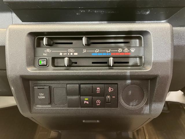 ハイゼットトラックスタンダード（スマアシ非装着車）　ＭＴ／ラジオワンオーナー　ＭＴ　ＡＭ／ＦＭラジオ　ハロゲンヘッドライト　オートライト　取扱説明書　メンテナンスノート（香川県）の中古車