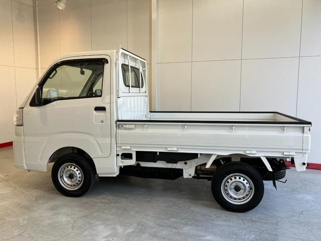 ハイゼットトラックスタンダード（スマアシ非装着車）　ＭＴ／ラジオワンオーナー　ＭＴ　ＡＭ／ＦＭラジオ　ハロゲンヘッドライト　オートライト　取扱説明書　メンテナンスノート（香川県）の中古車