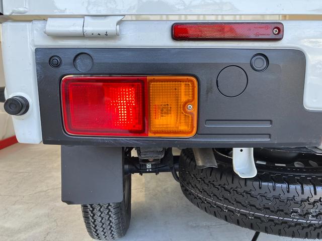 ハイゼットトラックスタンダード（スマアシ非装着車）　ＭＴ／ラジオワンオーナー　ＭＴ　ＡＭ／ＦＭラジオ　ハロゲンヘッドライト　オートライト　取扱説明書　メンテナンスノート（香川県）の中古車