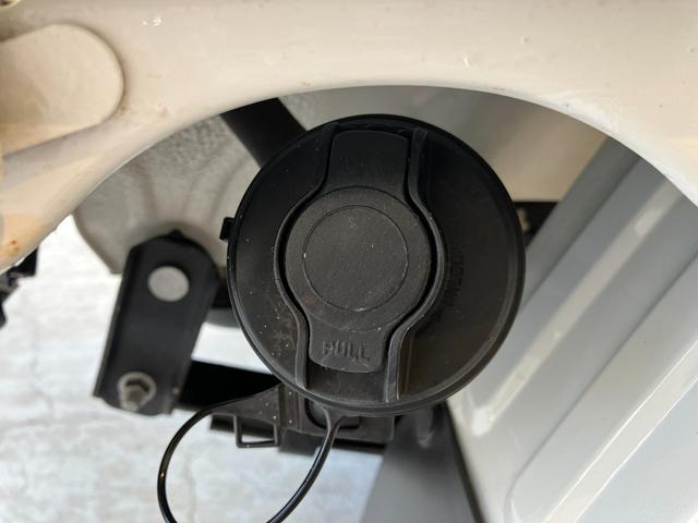 ハイゼットトラックスタンダード（スマアシ非装着車）　ＭＴ／ラジオワンオーナー　ＭＴ　ＡＭ／ＦＭラジオ　ハロゲンヘッドライト　オートライト　取扱説明書　メンテナンスノート（香川県）の中古車