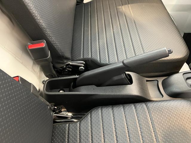 ハイゼットトラックスタンダード　ＣＶＴ　２ＷＤ　ラジオＣＶＴ　２ＷＤ　　ＡＭ／ＦＭラジオ　ハロゲンヘッドライト　オートライト　オートハイビーム　アイドリングストップ　ワンオーナー　スマアシ（香川県）の中古車