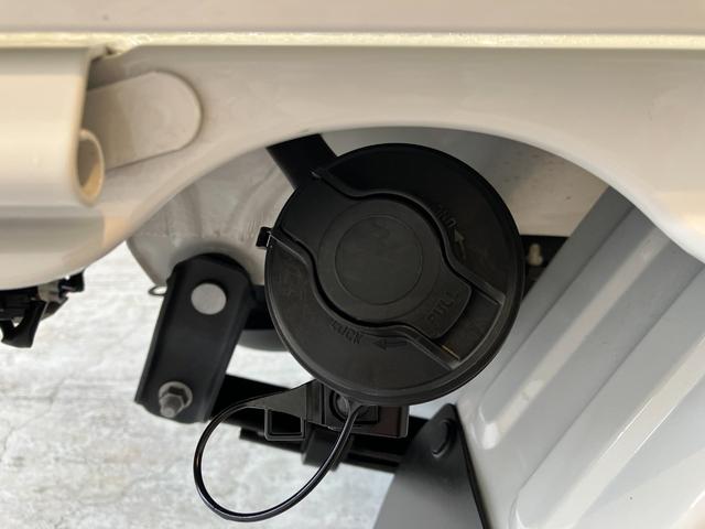 ハイゼットトラックスタンダード　ＣＶＴ　２ＷＤ　ラジオＣＶＴ　２ＷＤ　　ＡＭ／ＦＭラジオ　ハロゲンヘッドライト　オートライト　オートハイビーム　アイドリングストップ　ワンオーナー　スマアシ（香川県）の中古車