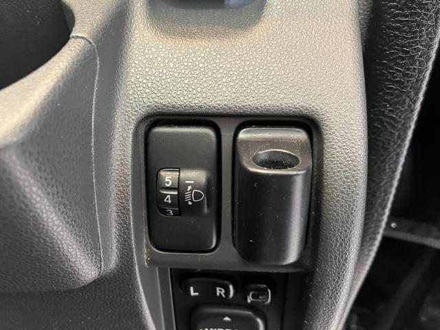 ハイゼットカーゴクルーズ　社外ＥＴＣ／両側スライドドアワンオーナー　社外ＥＴＣ　両側スライドドア　ハロゲンヘッドライト　ＡＭ／ＦＭラジオ　キーレスエントリー　電動格納ミラー　取扱説明書　メンテナンスノート（香川県）の中古車