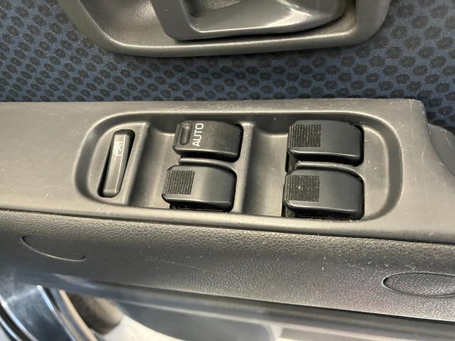 ハイゼットカーゴクルーズ　社外ＥＴＣ／両側スライドドアワンオーナー　社外ＥＴＣ　両側スライドドア　ハロゲンヘッドライト　ＡＭ／ＦＭラジオ　キーレスエントリー　電動格納ミラー　取扱説明書　メンテナンスノート（香川県）の中古車