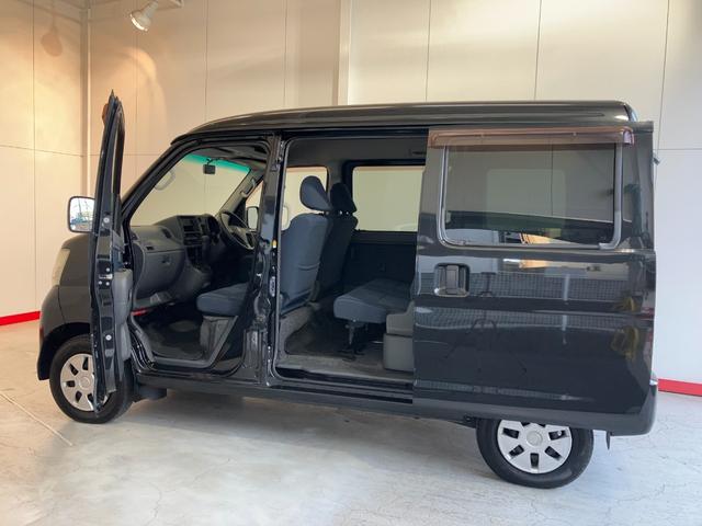 ハイゼットカーゴクルーズ　社外ＥＴＣ／両側スライドドアワンオーナー　社外ＥＴＣ　両側スライドドア　ハロゲンヘッドライト　ＡＭ／ＦＭラジオ　キーレスエントリー　電動格納ミラー　取扱説明書　メンテナンスノート（香川県）の中古車