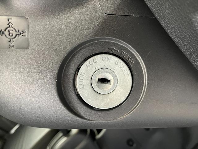 ハイゼットトラックスタンダード　ＡＭ／ＦＭラジオＡＭ／ＦＭラジオ　ハロゲンヘッドライト　オートライト　オートマチックハイビーム　取扱説明書　メンテナンスノート（香川県）の中古車