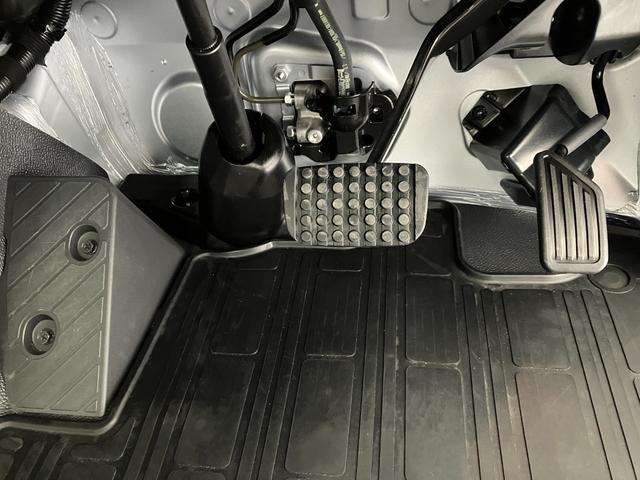 ハイゼットトラックスタンダード　ＡＭ／ＦＭラジオＡＭ／ＦＭラジオ　ハロゲンヘッドライト　オートライト　オートマチックハイビーム　取扱説明書　メンテナンスノート（香川県）の中古車