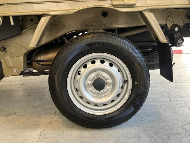 ハイゼットトラックジャンボSAIIIt MT 4WD ナビMT 4WD 純正ナビ Bluetooth接続 USB入力端子 作業灯 LEDヘッドランプ オートライト 取扱説明書 メンテナンスノート(香川県)の中古車