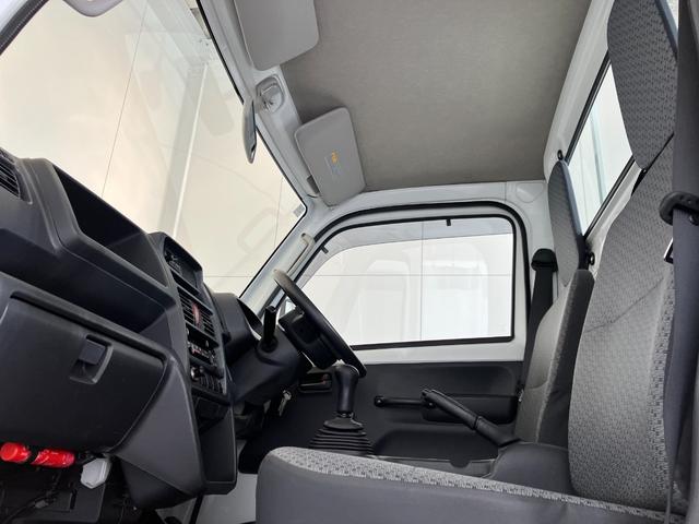 キャリイトラックＫＣエアコン・パワステＭＴ　ハロゲンヘッドライト　エアコン　ラバーマット　バイザー（香川県）の中古車