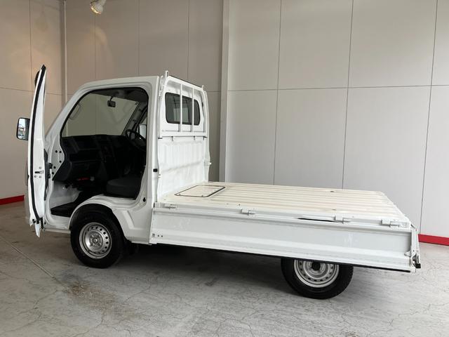 キャリイトラックＫＣエアコン・パワステＭＴ　ハロゲンヘッドライト　エアコン　ラバーマット　バイザー（香川県）の中古車