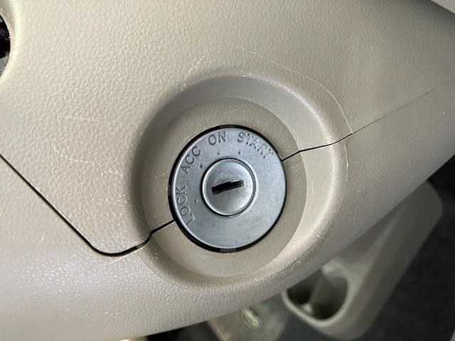 ミラＸワンオーナー　ＣＤ　キーレスエントリー　電動格納ミラー　スペアタイヤ付き　ハロゲンヘッドライト　カーペットマット　バイザー　取扱説明書　メンテナンスノート（香川県）の中古車
