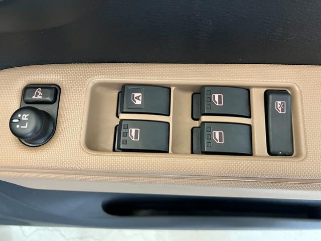 ミラココアココアプラスＸ　ナビ／社外ドラレコ／社外アルミワンオーナー　純正ナビ　社外ドライブレコーダー　バックモニター　Ｂｌｕｅｔｏｏｔｈ接続　ハロゲンヘッドライト　電動格納ミラー　社外１４インチアルミホイール　アイドリングストップ　スマートキー（香川県）の中古車