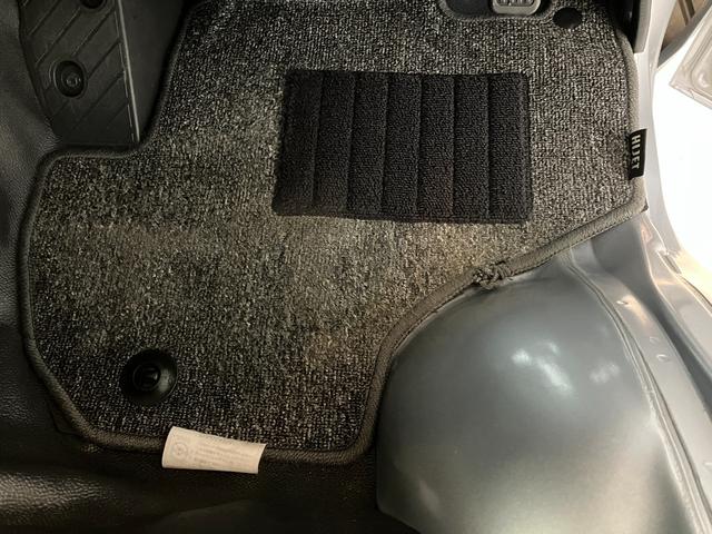 ハイゼットトラックジャンボエクストラ　ＤＶＤ／ＵＳＢチューナーワンオーナー　純正ＤＶＤ／ＵＳＢチューナー　Ｂｌｕｅｔｏｏｔｈ接続　作業灯　ＬＥＤヘッドランプ　電動格納ミラー　スマートキー　取扱説明書　メンテナンスノート（香川県）の中古車