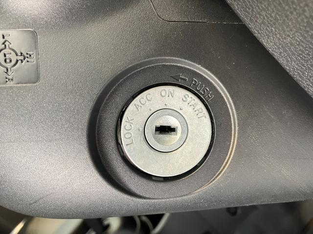 ハイゼットトラックスタンダード　ＡＭ／ＦＭラジオワンオーナー　ＡＭ／ＦＭラジオ　スマアシ　ハロゲンヘッドライト　オートライト　オートマチックハイビーム　取扱説明書　メンテナンスノート（香川県）の中古車