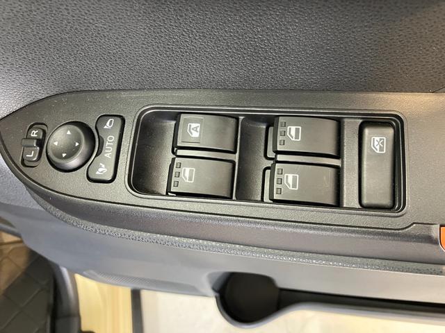 タントファンクロス　オーディオレス／ルーフボックスワンオーナー　オーディオレス　バックモニター対応カメラ　ルーフボックス　両側パワースライドドア　運転席・助手席シートヒーター　電動パーキングブレーキ　電動格納ミラー　純正１５インチアルミホイール（香川県）の中古車