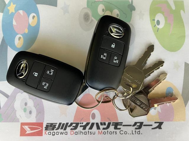 タントファンクロス　オーディオレス／ルーフボックスワンオーナー　オーディオレス　バックモニター対応カメラ　ルーフボックス　両側パワースライドドア　運転席・助手席シートヒーター　電動パーキングブレーキ　電動格納ミラー　純正１５インチアルミホイール（香川県）の中古車