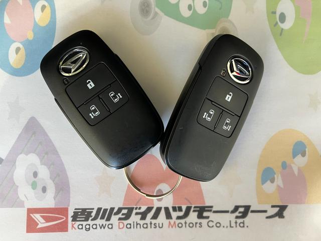 ムーヴキャンバスストライプスＧ　シートヒーター　ホッとカップホルダーワンオーナー　スマートキー　バックモニター対応カメラ　運転席・助手席シートヒーター　ホッとカップホルダー　両側パワースライドドア　電動パーキングブレーキ　オートブレーキホールド　オーディオレス（香川県）の中古車