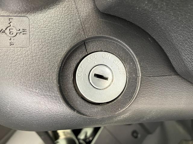 ハイゼットトラックスタンダードワンオーナー　社外ナビ　バックモニター　４ＷＤ　ハロゲンヘッドライト　ラバーマット　可動式灰皿　取扱説明書　メンテナンスノート（香川県）の中古車