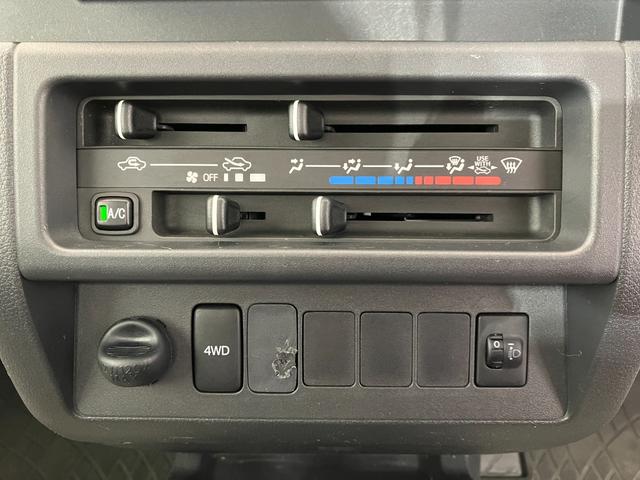 ハイゼットトラックスタンダードワンオーナー　社外ナビ　バックモニター　４ＷＤ　ハロゲンヘッドライト　ラバーマット　可動式灰皿　取扱説明書　メンテナンスノート（香川県）の中古車