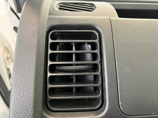 ハイゼットトラックスタンダードワンオーナー　社外ナビ　バックモニター　４ＷＤ　ハロゲンヘッドライト　ラバーマット　可動式灰皿　取扱説明書　メンテナンスノート（香川県）の中古車