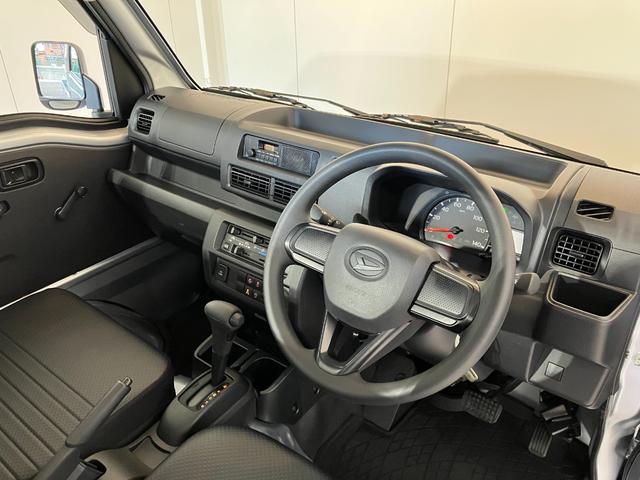 ハイゼットトラックスタンダード　ＡＭ／ＦＭラジオ／ハロゲンヘッドライトワンオーナー　ＡＭ／ＦＭラジオ　スマアシ　ハロゲンヘッドライト　オートライト　オートマチックハイビーム　取扱説明書　メンテナンスノート（香川県）の中古車