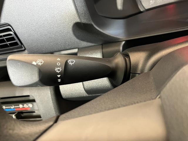 ハイゼットトラックスタンダード　ＡＭ／ＦＭラジオ／ハロゲンヘッドライトワンオーナー　ＡＭ／ＦＭラジオ　スマアシ　ハロゲンヘッドライト　オートライト　オートマチックハイビーム　取扱説明書　メンテナンスノート（香川県）の中古車