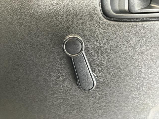 ハイゼットトラックスタンダード　ＡＭ／ＦＭラジオ／ハロゲンヘッドライトワンオーナー　ＡＭ／ＦＭラジオ　スマアシ　ハロゲンヘッドライト　オートライト　オートマチックハイビーム　取扱説明書　メンテナンスノート（香川県）の中古車