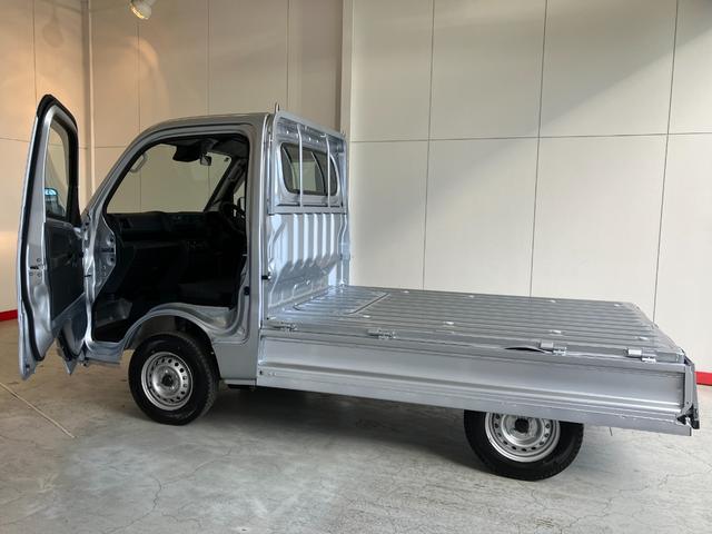 ハイゼットトラックスタンダード　ＡＭ／ＦＭラジオ／ハロゲンヘッドライトワンオーナー　ＡＭ／ＦＭラジオ　スマアシ　ハロゲンヘッドライト　オートライト　オートマチックハイビーム　取扱説明書　メンテナンスノート（香川県）の中古車