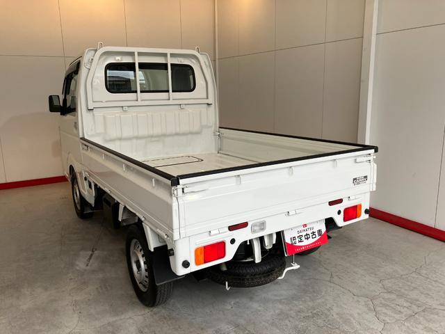 キャリイトラック60周年記念車 AT 2WD CDチューナーAT 2WD CDチューナー デュアルカメラブレーキサポート キーレスエントリー パワーウィンドウ HIDヘッドランプ オートライト オートハイビーム(香川県)の中古車