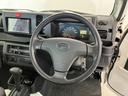ワンオーナー　社外ナビ　バックモニター　４ＷＤ　ハロゲンヘッドライト　ラバーマット　可動式灰皿　取扱説明書　メンテナンスノート（香川県）の中古車