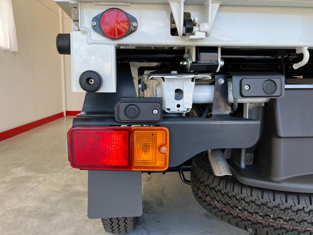 ハイゼットトラック多目的ダンプワンオーナー　４ＷＤ　ＭＴ　作業灯　ハロゲンヘッドライト　ＡＭ／ＦＭラジオ　アイドリングストップ　オートライト　オートマチックハイビーム　スマアシ　取扱説明書　メンテナンスノート（香川県）の中古車
