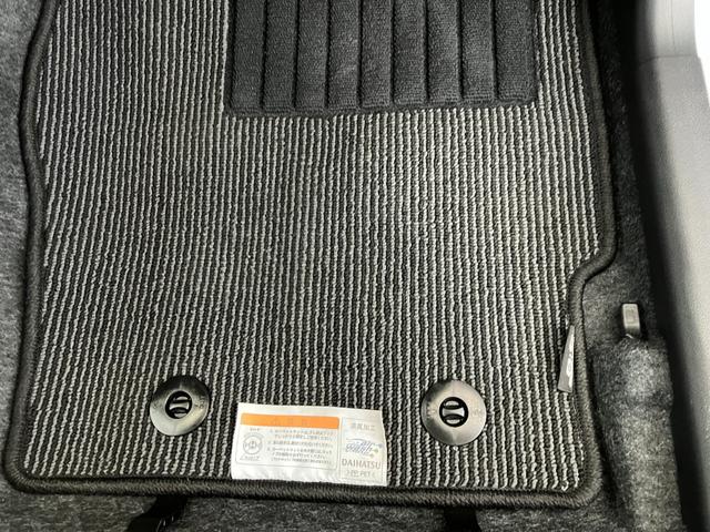 ミライースL SAIII オーディオレス/スマアシIIIワンオーナー オーディオレス スマアシIII キーレスエントリー ハロゲンヘッドライト オートライト オートマチックハイビーム カーペットマット ロングバイザー 取扱説明書 メンテナンスノート(香川県)の中古車