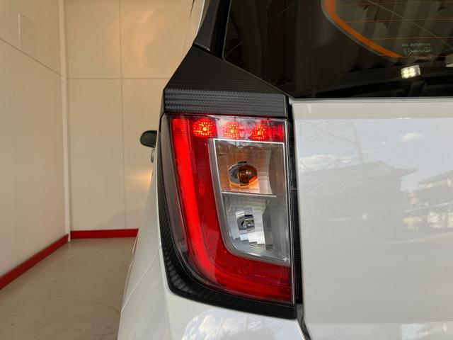 ミライースL SAIII オーディオレス/スマアシIIIワンオーナー オーディオレス スマアシIII キーレスエントリー ハロゲンヘッドライト オートライト オートマチックハイビーム カーペットマット ロングバイザー 取扱説明書 メンテナンスノート(香川県)の中古車