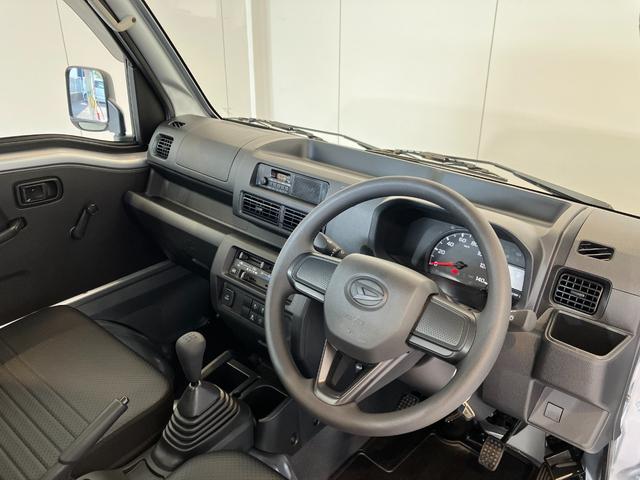 ハイゼットトラックスタンダード　ＭＴ／ＡＭ／ＦＭラジオワンオーナー　ＭＴ　ＡＭ／ＦＭラジオ　ハロゲンヘッドライト　オートライト　オートマチックハイビーム　取扱説明書　メンテナンスノート（香川県）の中古車