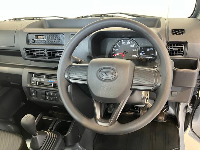 ハイゼットトラックスタンダード　ＭＴ／ＡＭ／ＦＭラジオワンオーナー　ＭＴ　ＡＭ／ＦＭラジオ　ハロゲンヘッドライト　オートライト　オートマチックハイビーム　取扱説明書　メンテナンスノート（香川県）の中古車