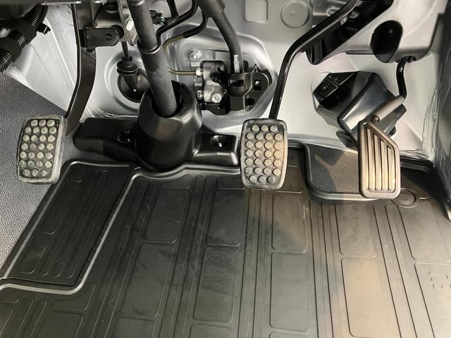 ハイゼットトラックスタンダード　ＭＴ／ＡＭ／ＦＭラジオワンオーナー　ＭＴ　ＡＭ／ＦＭラジオ　ハロゲンヘッドライト　オートライト　オートマチックハイビーム　取扱説明書　メンテナンスノート（香川県）の中古車