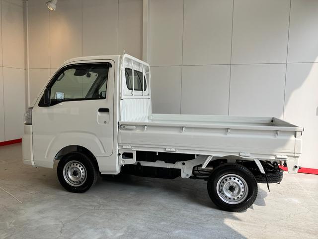 ハイゼットトラックスタンダード MT/AM/FMラジオワンオーナー MT AM/FMラジオ ハロゲンヘッドライト オートライト オートマチックハイビーム スマアシ 取扱説明書 メンテナンスノート(香川県)の中古車