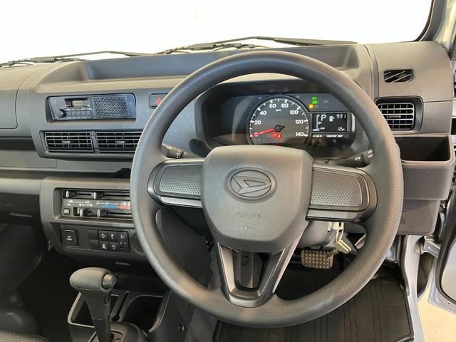 ハイゼットトラックスタンダード　ＣＶＴ　２ＷＤ　ラジオＣＶＴ　２ＷＤ　ＡＭ／ＦＭラジオ　ラバーマット　ロングバイザー　ワンオーナー　アイドリングストップ　ハロゲンヘッドライト　オートライト　オートハイビーム　スマアシ（香川県）の中古車